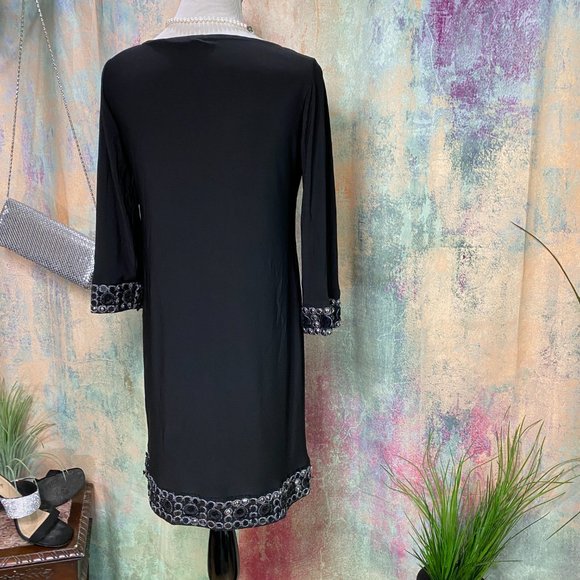 📌Tiana B. 70s Style Beaded Trim Shift Dress - Picture 2 of 12